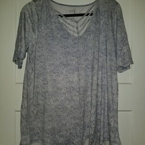 Brand new maurices shirt